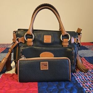 Dooney & Bourke Dillen Medium Pocket Satchel